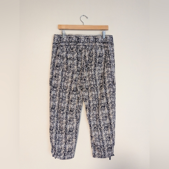 Caffe Marrakesh Navy Printed Flowy Pants - Picture 3 of 4